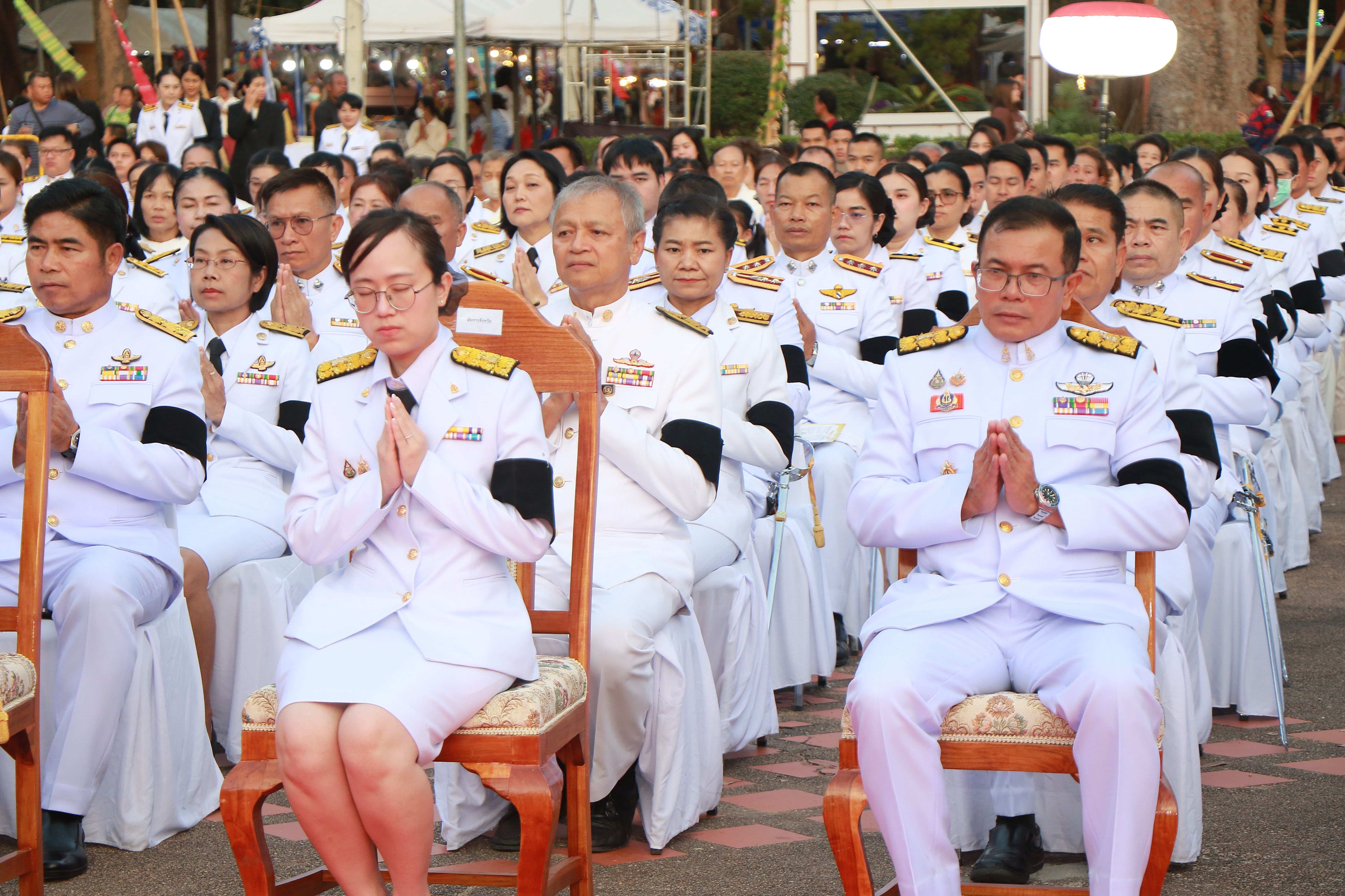 title - ร่วมพิธีบำเพ็ญกุศลและแสดงความอาลัย ในวาระครบ 100 วัน (สตมวาร) แห่งการสวรรคต สมเด็จพระนางเจ้าสิริกิติ์ พระบรมราชินีนาถ พระบรมราชชนนีพันปีหลวง